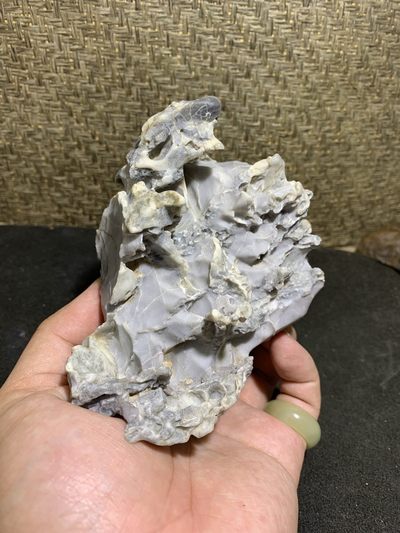 精美高玉化戈壁风凌石原石摆件（把件）一块 - 精美高玉化戈壁风凌石原石摆件（把件）一块