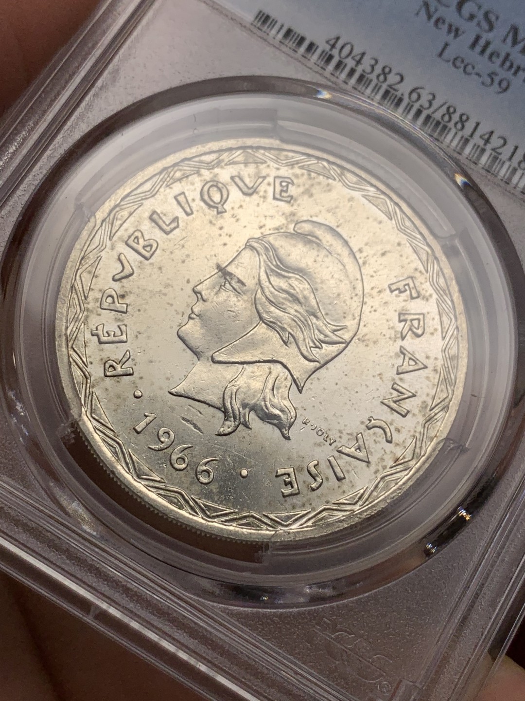 《竞宝斋》第113场-周日，周一 ，2场连拍（全场包邮） PCGS MS63 法属新赫布底里1966年100法郎银币