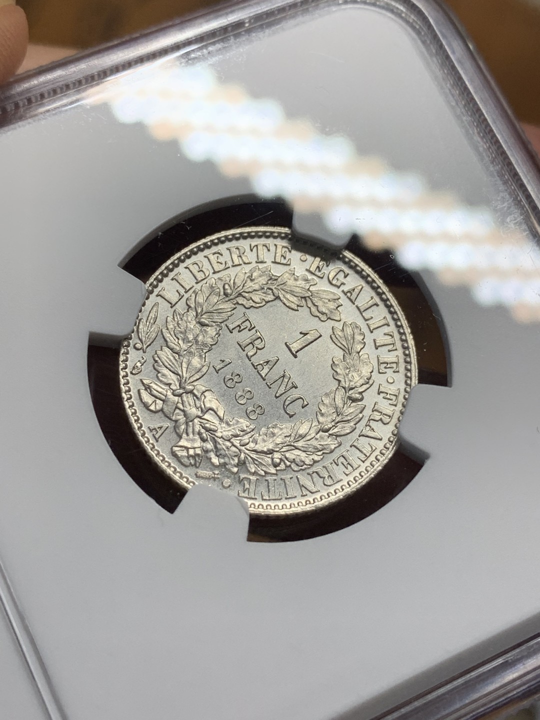 《竞宝斋》第113场-周日，周一 ，2场连拍（全场包邮） NGC-MS62 法国1888年 谷物女神1法郎银币 原光好品 发财年份