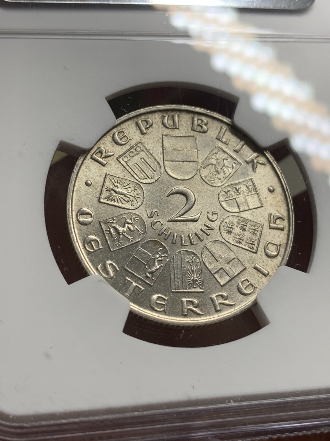 《竞宝斋》第113场-周日，周一 ，2场连拍（全场包邮） NGC-MS63 奥地利1933年 伊格纳兹·塞佩尔 2先令银币 顶级好品 少见头像