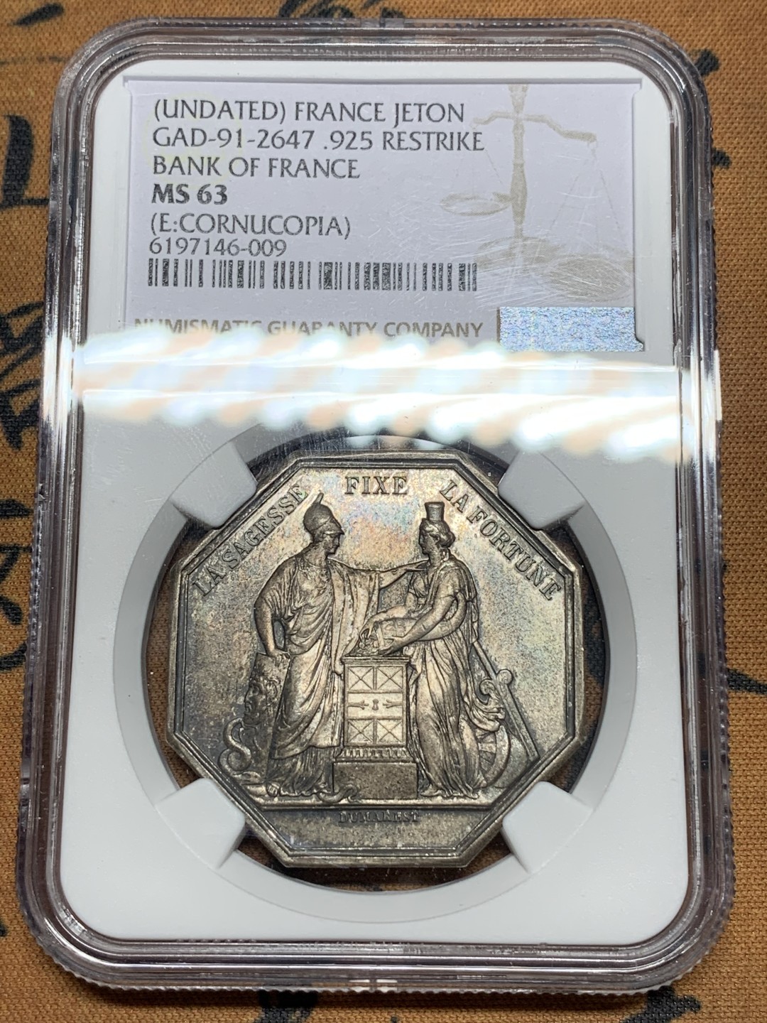 《竞宝斋》第113场-周日，周一 ，2场连拍（全场包邮） NGC MS63 法国 1900年法兰西银行百年纪念八角银章代用币 原味包浆深五彩