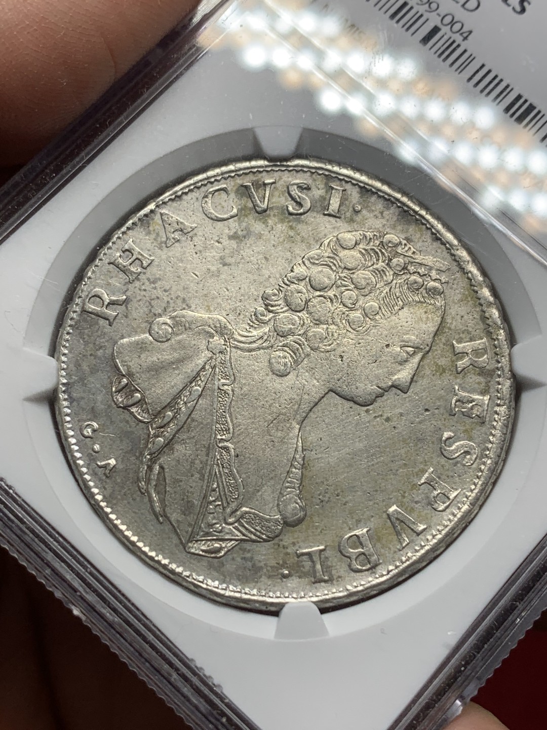 《竞宝斋》第113场-周日，周一 ，2场连拍（全场包邮） NGC-AUD 1792年拉古萨2杜卡特银币 稀见大奶妈品种，人像深打，背有减重痕，9月有个币胚缺陷的裸币都拍了3458