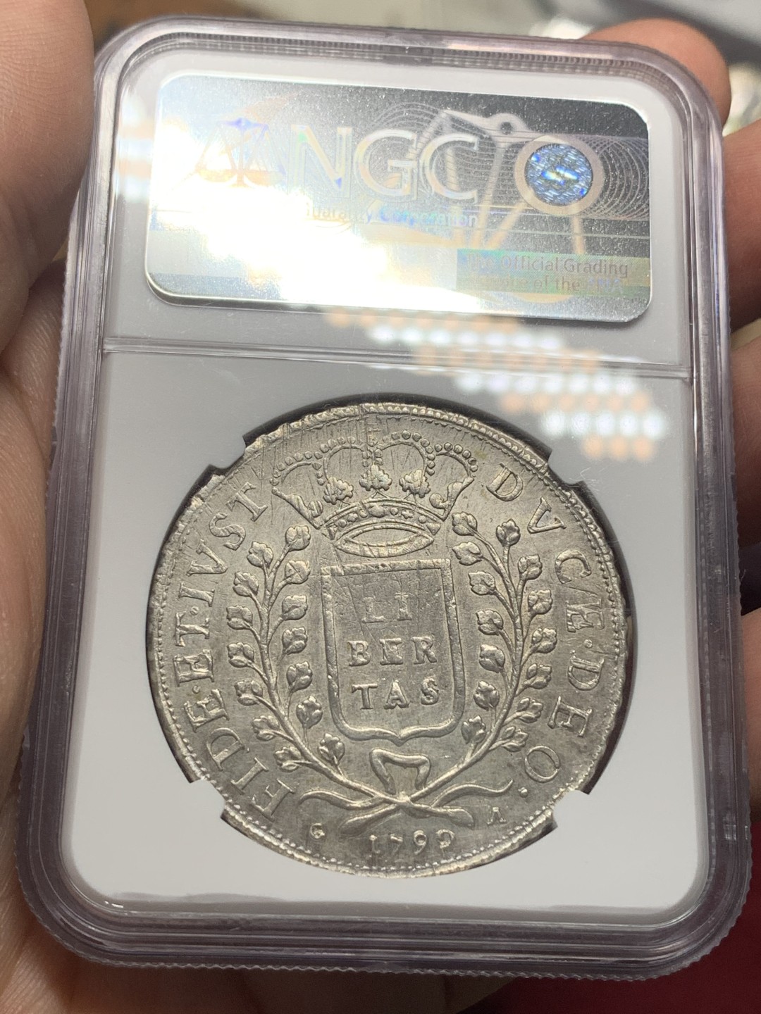 《竞宝斋》第113场-周日，周一 ，2场连拍（全场包邮） NGC-AUD 1792年拉古萨2杜卡特银币 稀见大奶妈品种，人像深打，背有减重痕，9月有个币胚缺陷的裸币都拍了3458