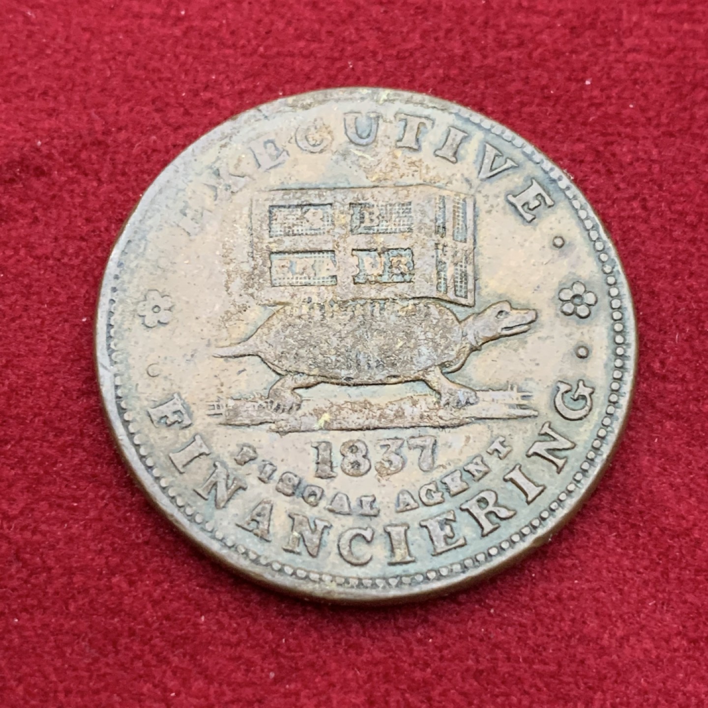 《竞宝斋》第113场-周日，周一 ，2场连拍（全场包邮） 美国 1837年 艰难时代 代用币 TOKEN 28.75mm直径 非常 厚重，1837作为美国第一次大萧条的首年，用来讽刺杰克逊和马林·范布伦 比较有意义