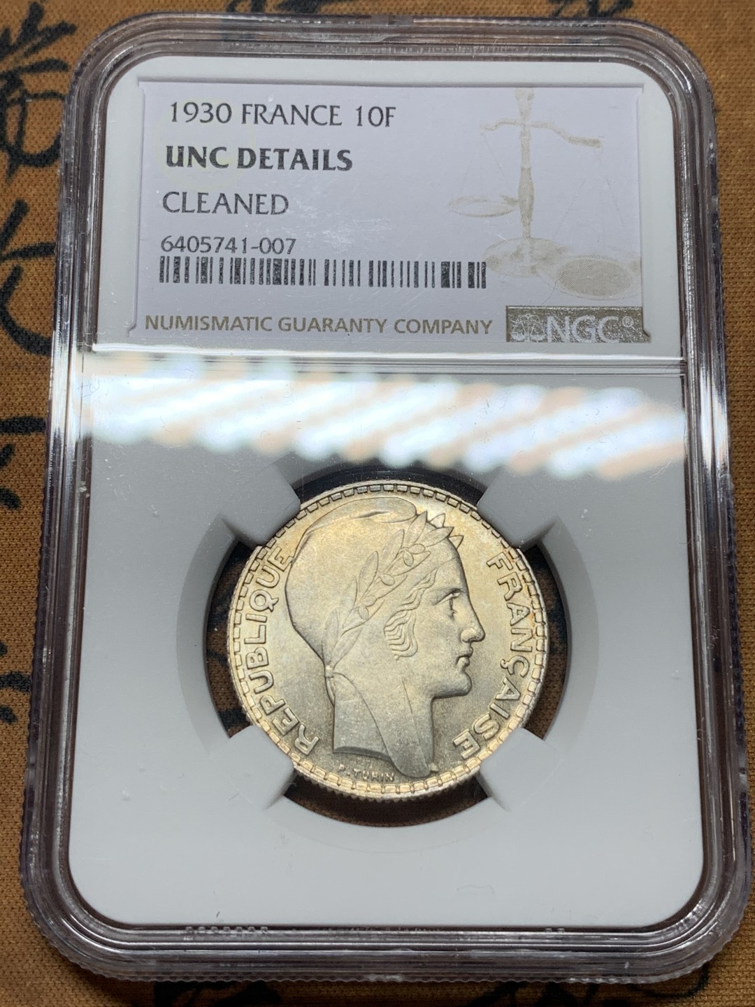 《竞宝斋》第113场-周日，周一 ，2场连拍（全场包邮） NGC UNC法国1930年10法郎转光银币