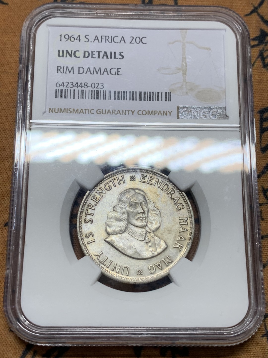 《竞宝斋》第113场-周日，周一 ，2场连拍（全场包邮） NGC UNC 1964年 南非20c银币