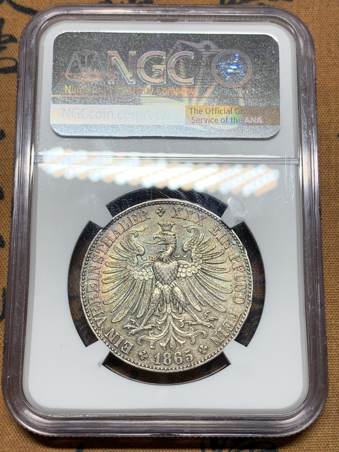 《竞宝斋》第113场-周日，周一 ，2场连拍（全场包邮） NGC-AU53 德国 1865年法兰克福少女泰勒银币原味包浆 背面五彩