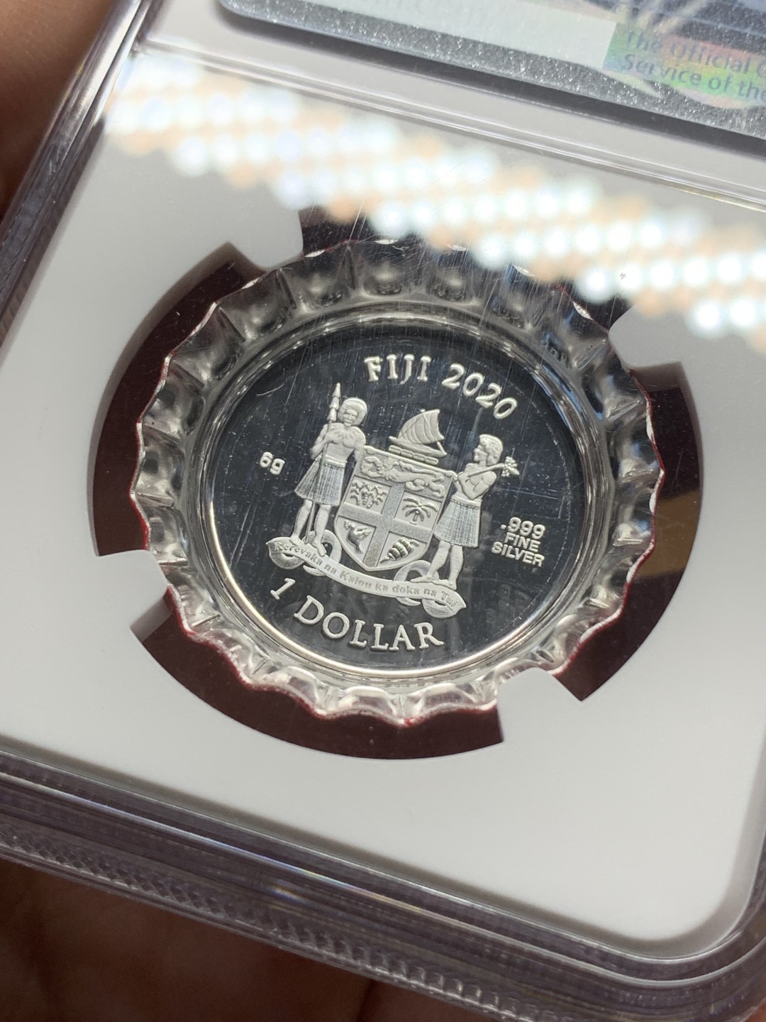 《竞宝斋》第113场-周日，周一 ，2场连拍（全场包邮） NGC PF69UC 2020 斐济可口可乐 瓶盖精制银币 情人节标签 比较有意义