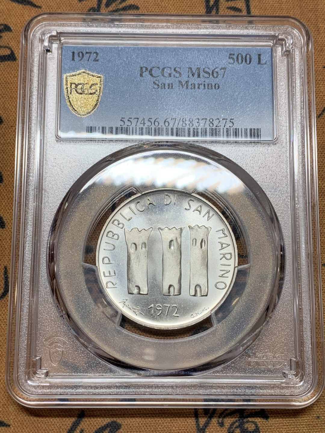《竞宝斋》第113场-周日，周一 ，2场连拍（全场包邮） PCGS MS67 1972年圣马力诺500里拉 霜光饱满 冠军分