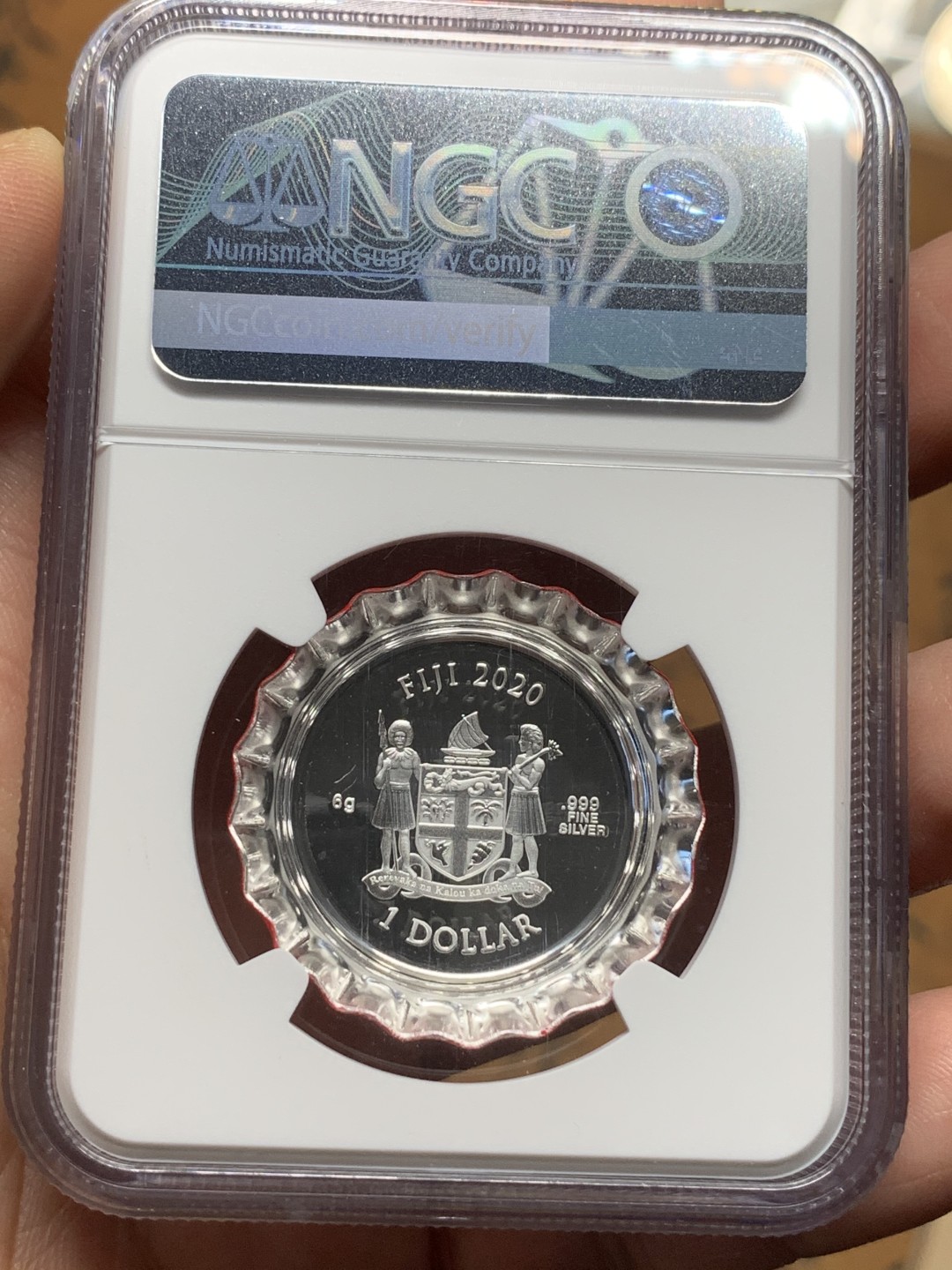 《竞宝斋》第113场-周日，周一 ，2场连拍（全场包邮） NGC PF69UC 2020 斐济可口可乐 瓶盖精制银币 情人节标签 比较有意义