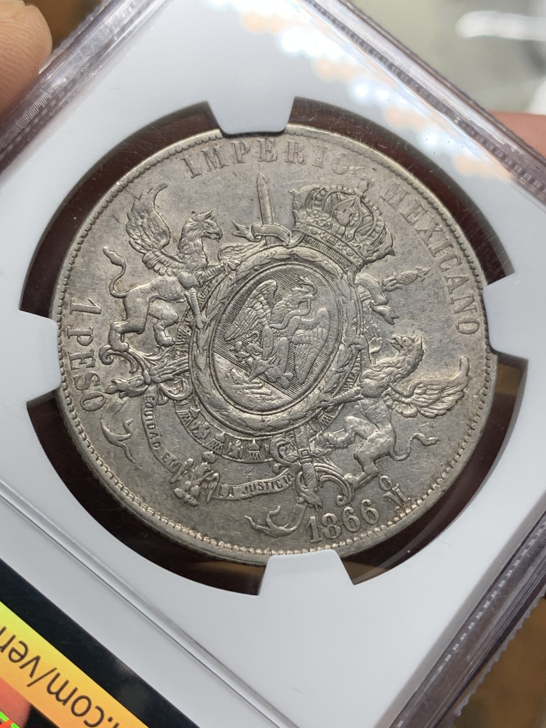 《竞宝斋》第113场-周日，周一 ，2场连拍（全场包邮） NGC AU 墨西哥 1866年 末代马克西米利安一世 1比索大银币 只有在位2年 非常难得AU 只有34岁的年纪雕刻出了64岁的神态