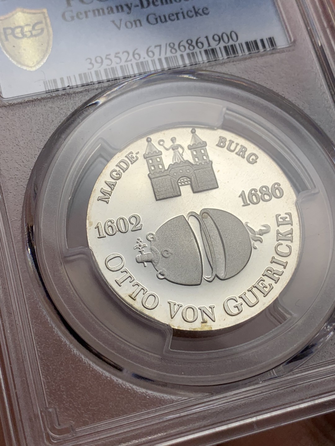 《竞宝斋》第113场-周日，周一 ，2场连拍（全场包邮） PCGS-PR67DCAM 民主德国（东德）1977年 10马克 纪念奥托冯格里克 马德堡半球实验 精制纪念银币 很少见 P盒亚军分 发行量仅6000枚 外拍成交价在170-200刀左右