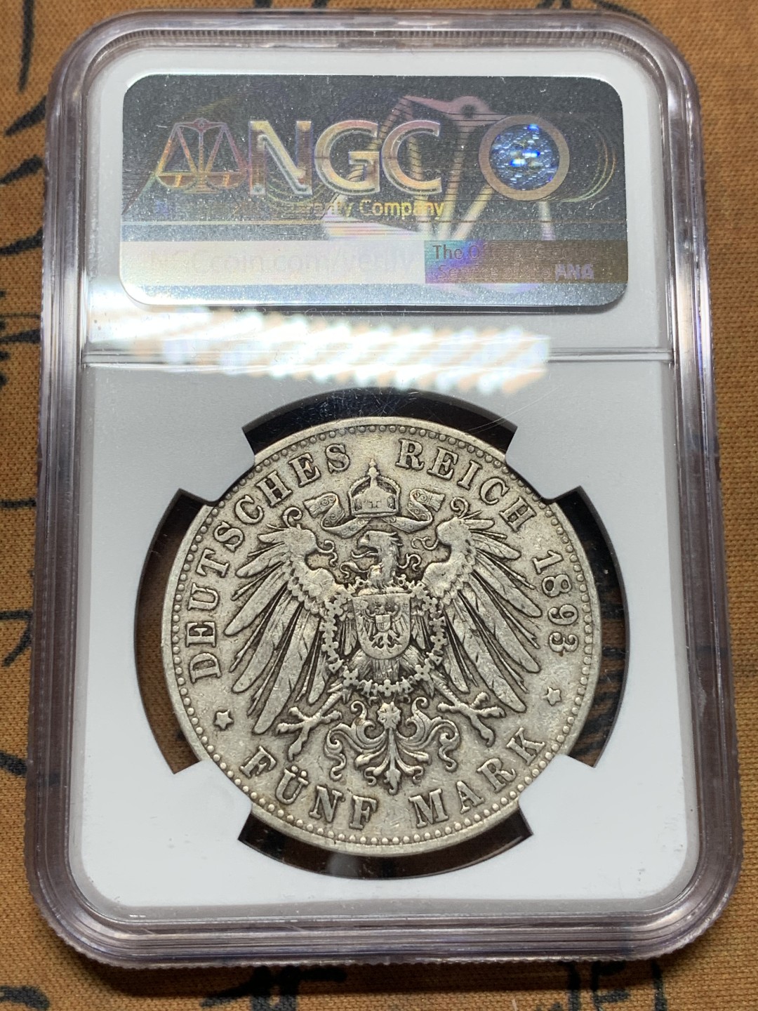 《竞宝斋》第113场-周日，周一 ，2场连拍（全场包邮） 第三名 NGC-XF45 德国汉堡 1893年 早期双狮盾牌5马克 大银币 早期年份出分不易