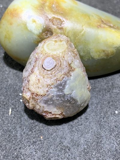 精美高玉化外蒙眼石原石一颗，仅此一颗，孤品上拍， - 精美高玉化外蒙眼石原石一颗，仅此一颗，孤品上拍，