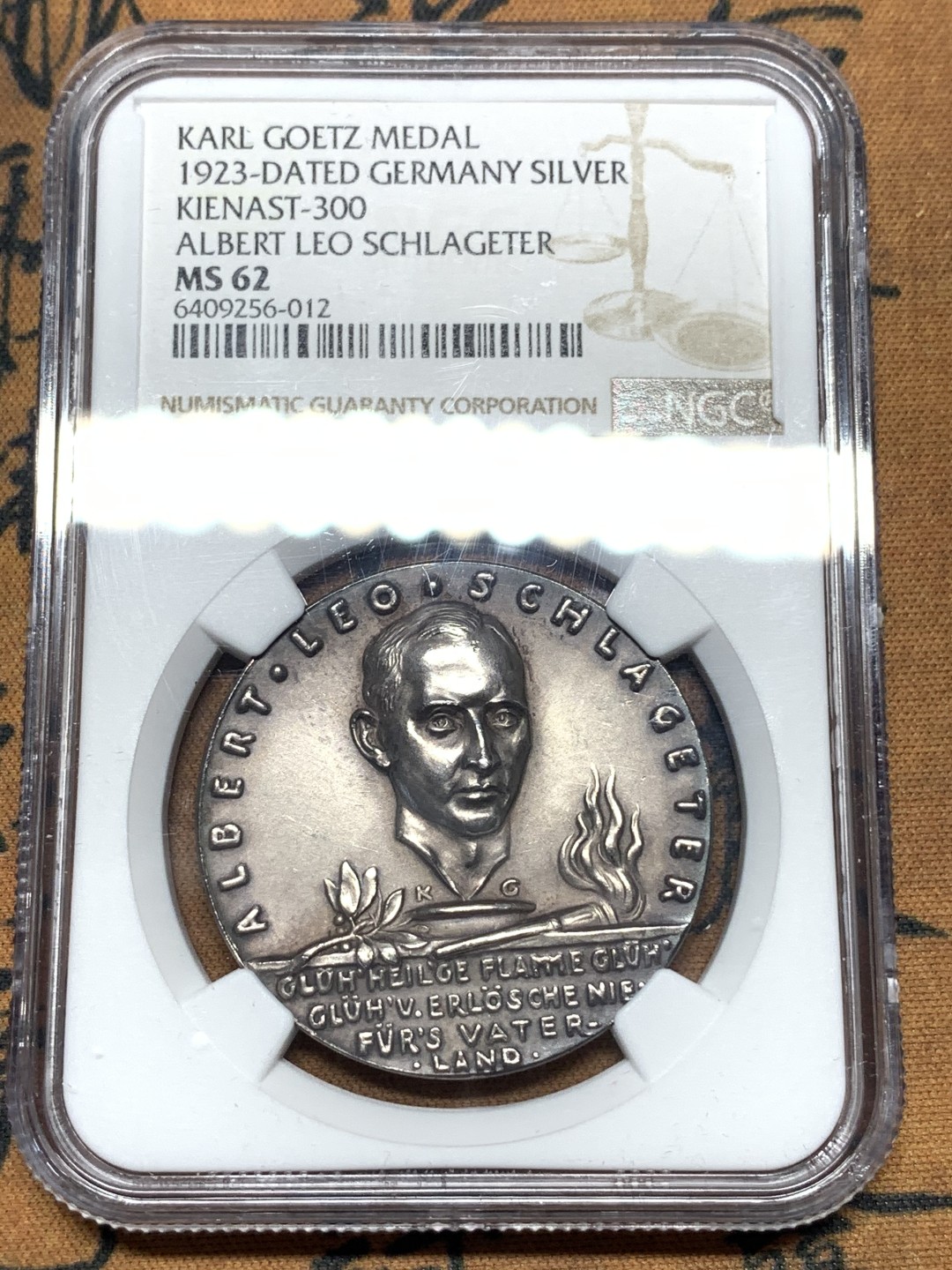 《竞宝斋》第113场-周日，周一 ，2场连拍（全场包邮） NGC-MS62，卡尔歌茨雕刻银章，1923年民族英雄施拉格特银章，少见好品，上海N严评