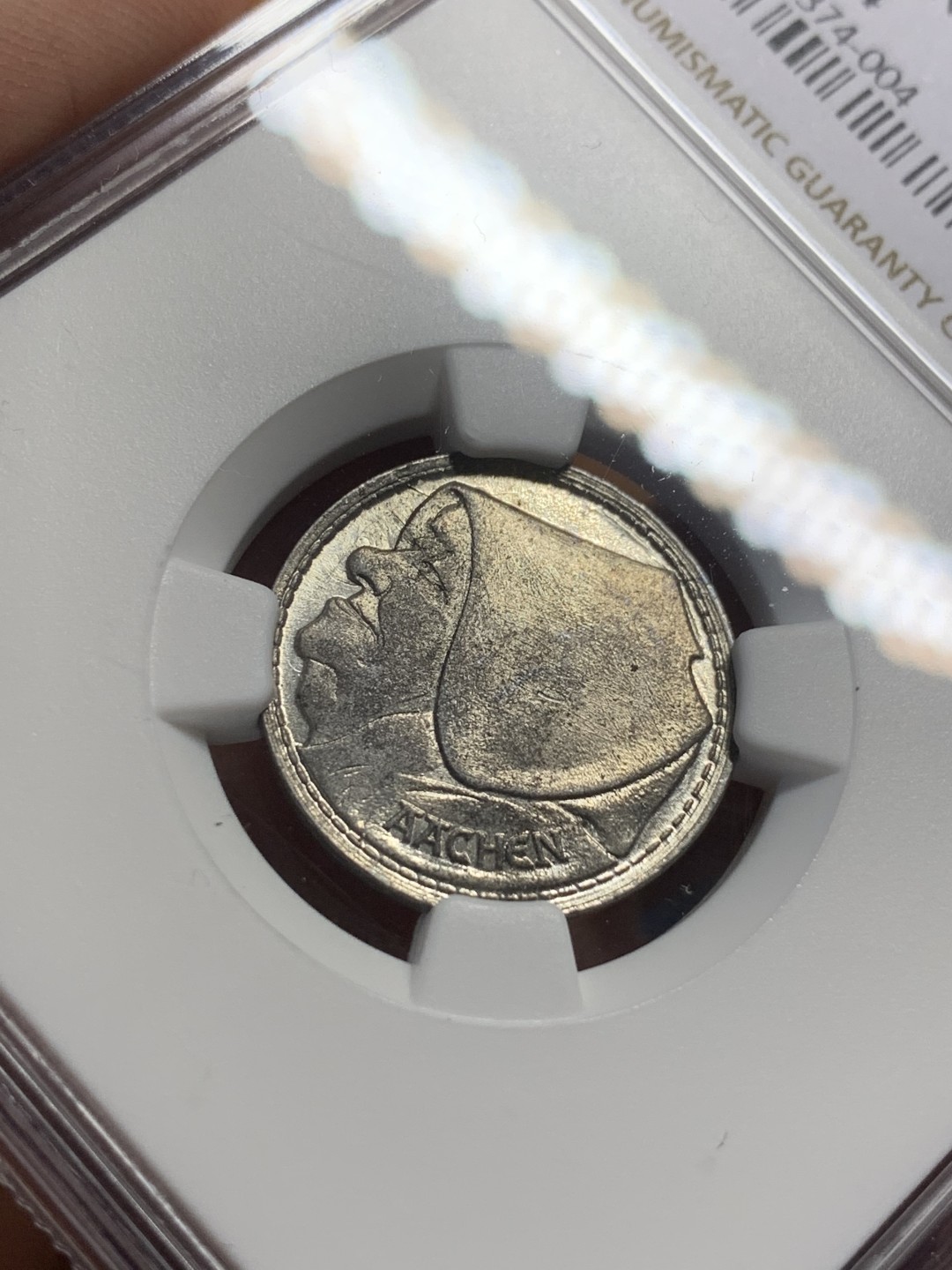 《竞宝斋》第113场-周日，周一 ，2场连拍（全场包邮） NGC-MS64 德紧 德国亚琛1920年老妇人1格罗申铁币