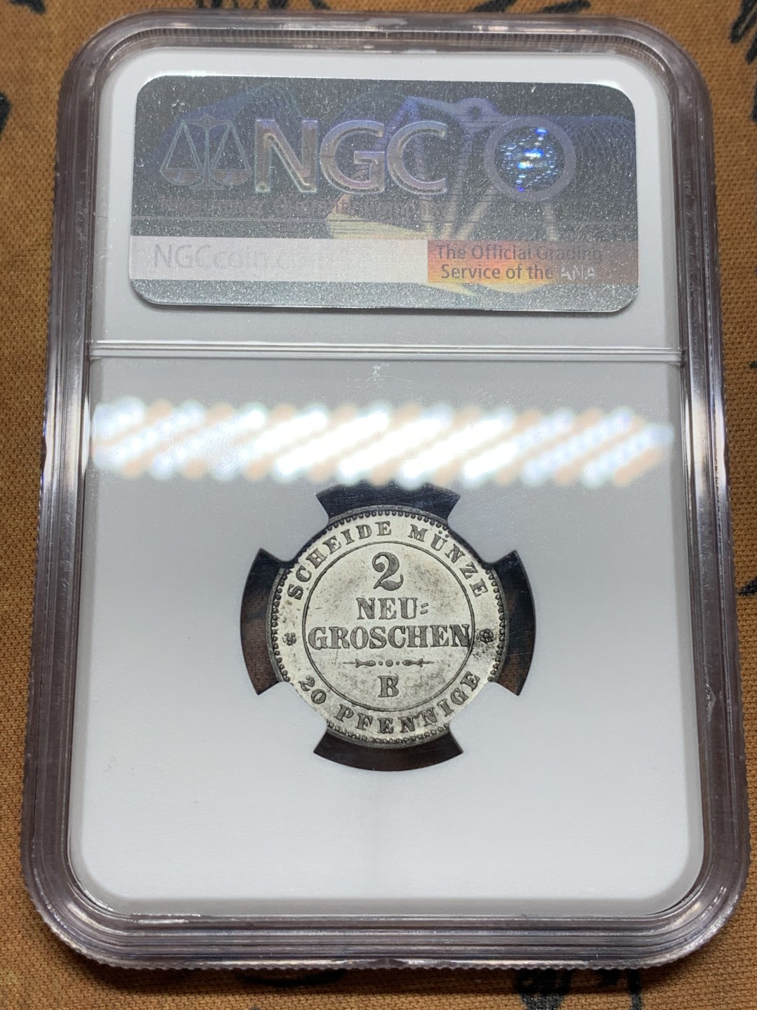 《竞宝斋》第113场-周日，周一 ，2场连拍（全场包邮） NGC MS62，德国萨克斯1863年2新格罗申 银币 ，相当于20芬尼，底板干净，图案清晰