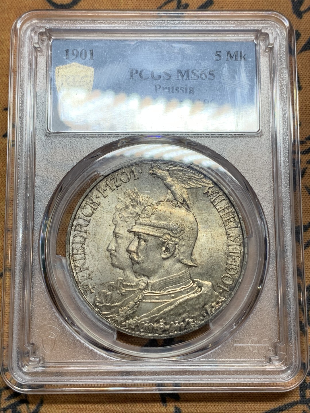 《竞宝斋》第113场-周日，周一 ，2场连拍（全场包邮） PCGS MS65 原光 淡彩德国普鲁士 1901年 建国5马克 银币 爆闪光芒 背面盒子有小磕