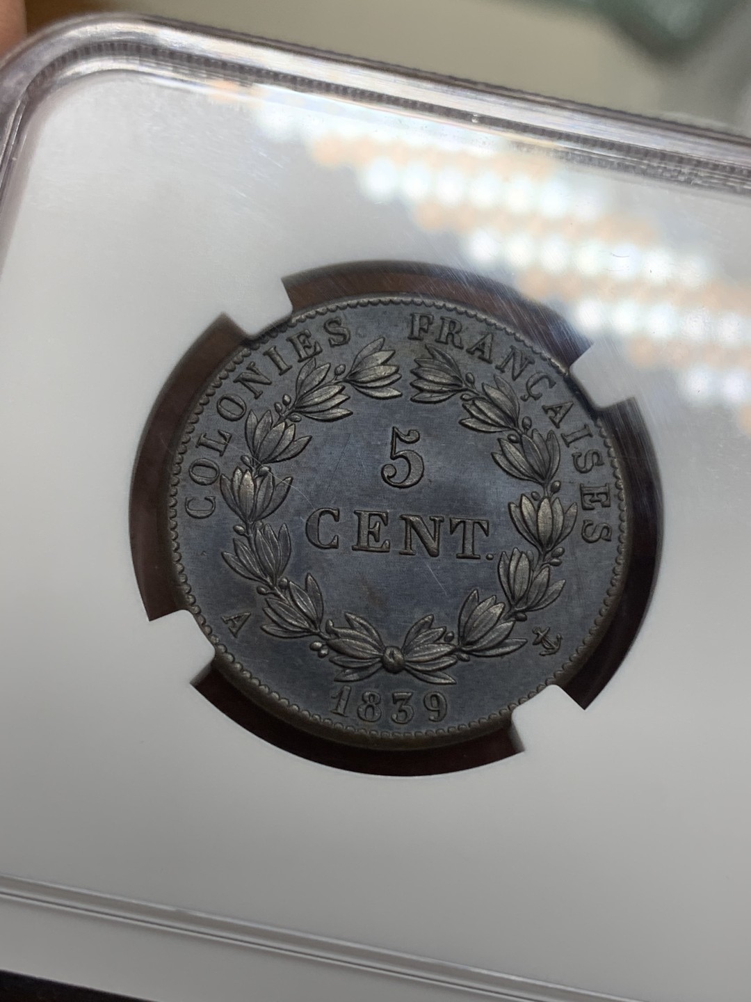 《竞宝斋》第113场-周日，周一 ，2场连拍（全场包邮） NGC MS61BN，法国1839年5生丁铜币，全品无磕碰黑包浆上MS不易