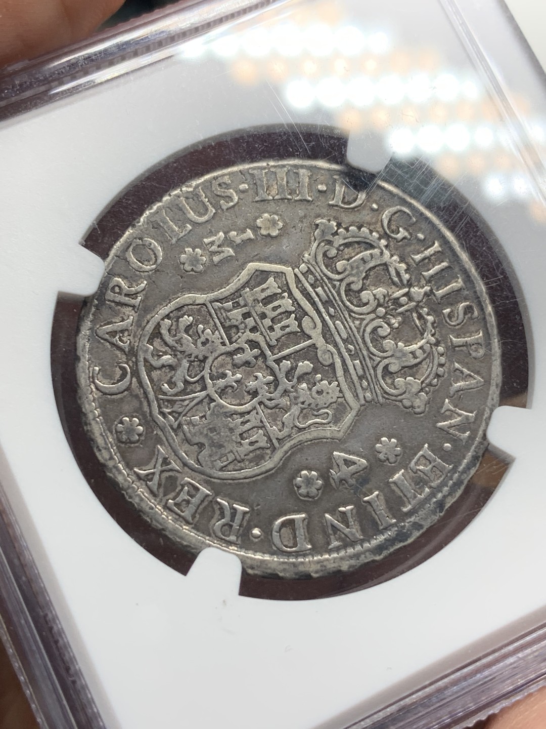 《竞宝斋》第113场-周日，周一 ，2场连拍（全场包邮） 季军分 NGC VF25 秘鲁 1772年 双柱 4R地球银币 真正的末年地球 原味包浆 正反打制的都不错 书价 上去只有1枚EF45，1枚AU50,这枚来自HA 费用总的1080美元到手，可与不可求的品种