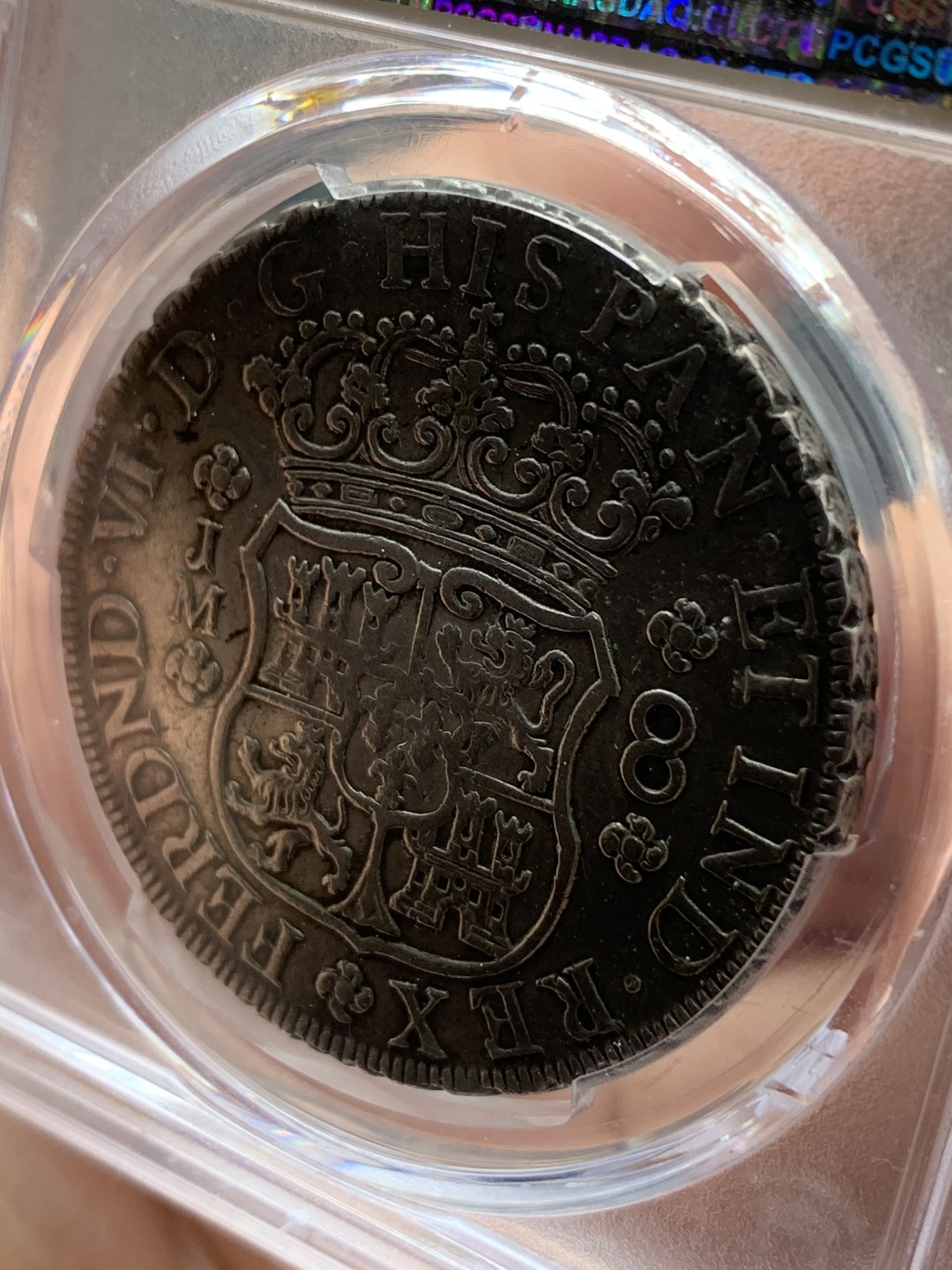 《竞宝斋》第113场-周日，周一 ，2场连拍（全场包邮） 亚军分 PCGS XF40 秘鲁 1758/7 骑字版版 中期 8R 双柱大银币，冠军分是一枚AU50,秘鲁相对不多，骑字的秘鲁更为难得，比较好的品种 请勿错过