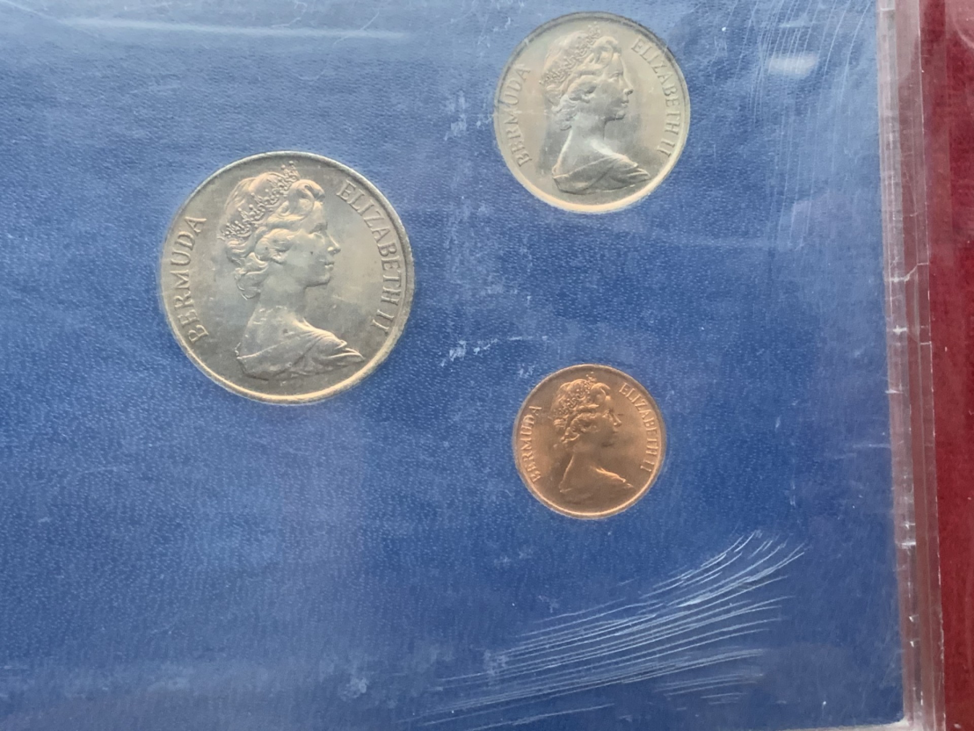 《竞宝斋》第113场-周日，周一 ，2场连拍（全场包邮） 英属百慕大 1970年 5枚装亚克力盒子封装币