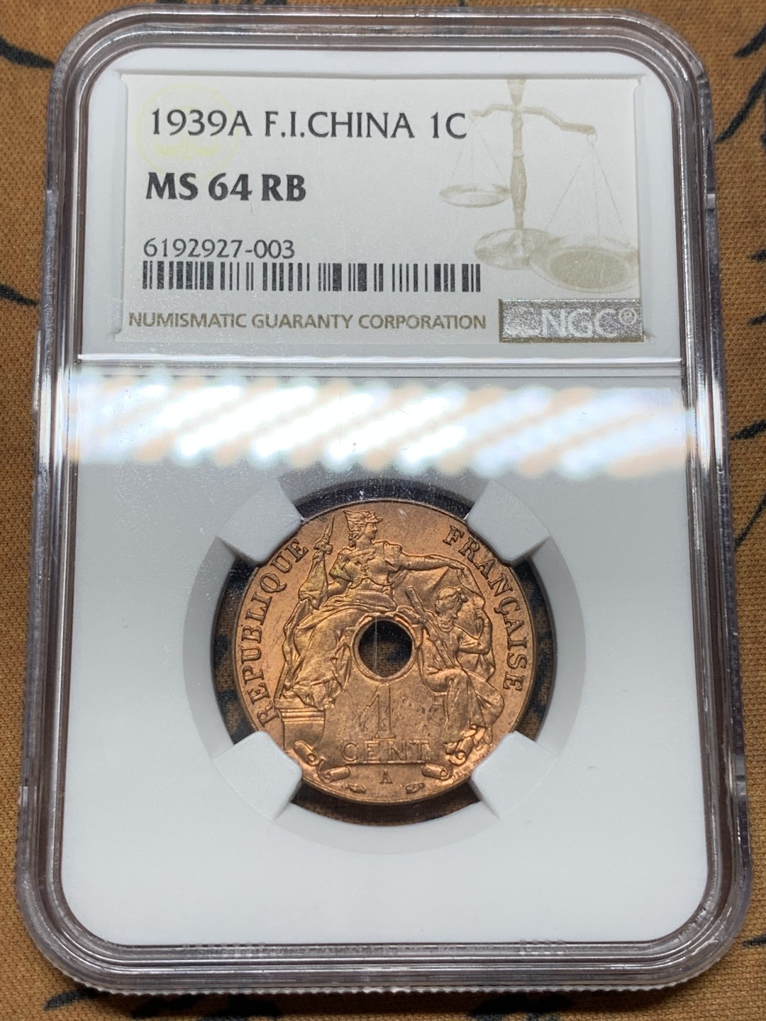 《竞宝斋》第113场-周日，周一 ，2场连拍（全场包邮） NGC-MS64RB 法属印支 1939年 百分之一 1分铜币 原铜光