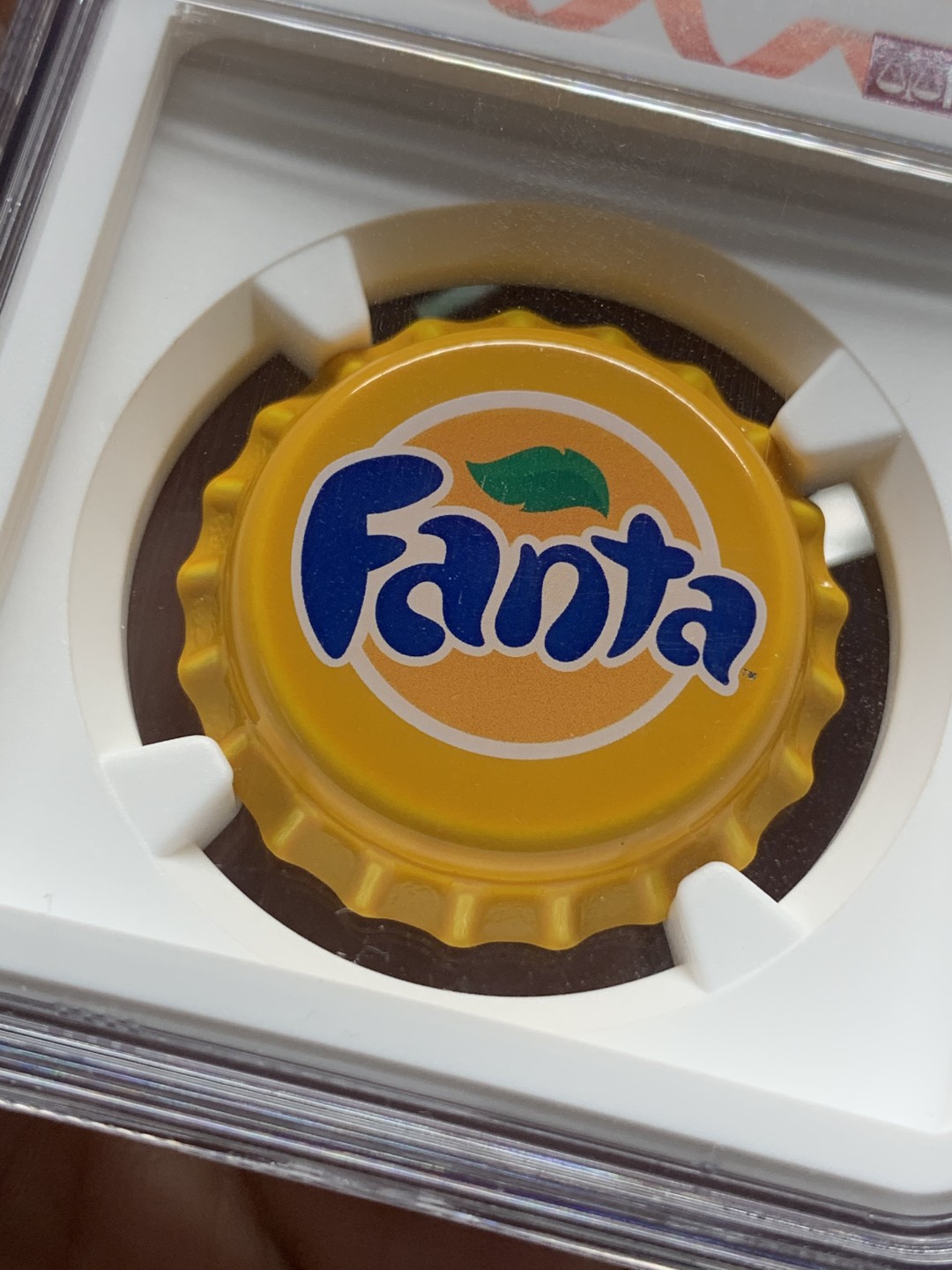 《竞宝斋》第113场-周日，周一 ，2场连拍（全场包邮） NGC PF69UC 2020 斐济芬达 瓶盖精制银币 情人节标签 比较有意义