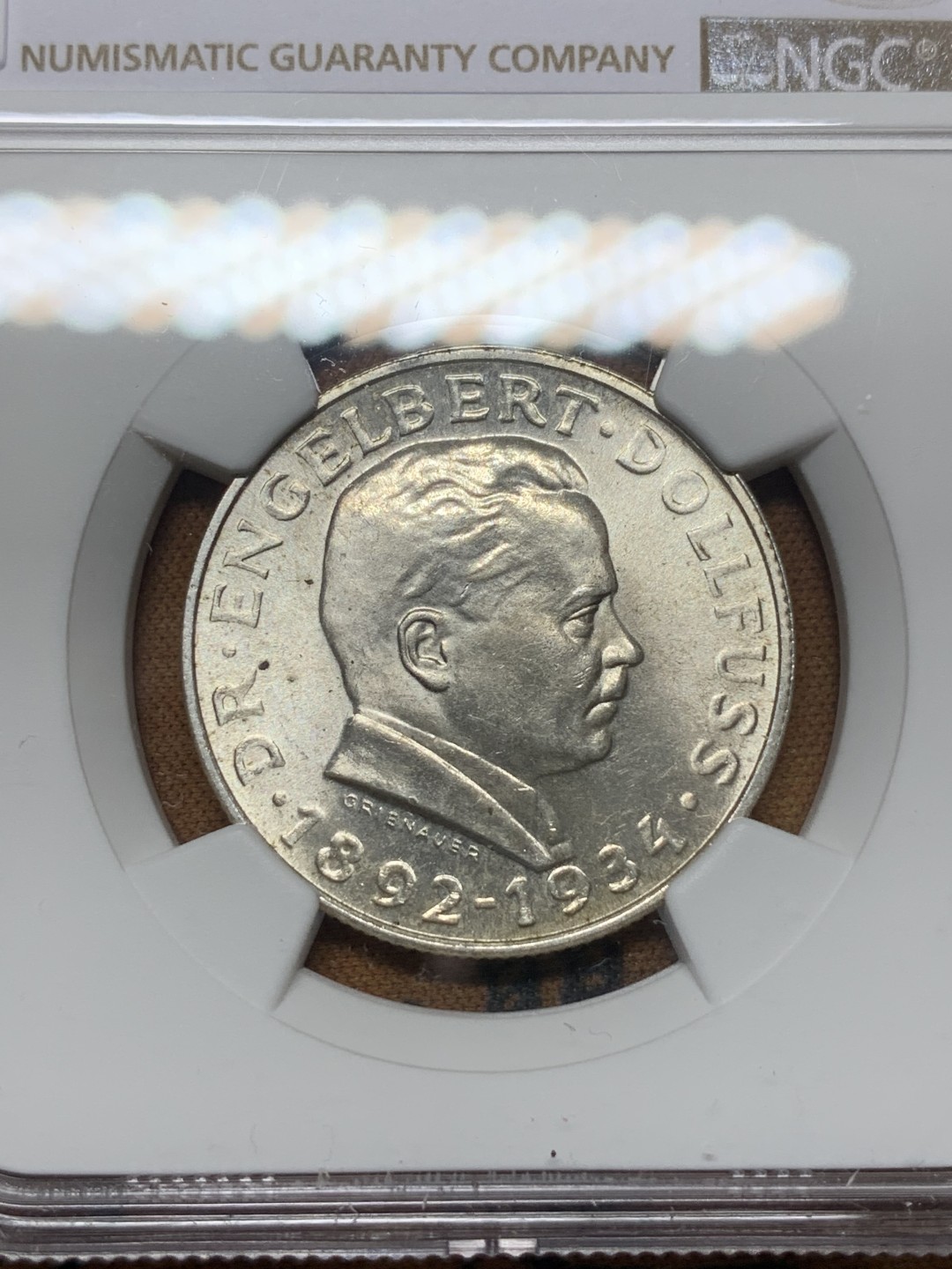 《竞宝斋》第113场-周日，周一 ，2场连拍（全场包邮） NGC-MS64 奥地利1934年 恩格尔伯特·陶尔斐斯逝世纪念 2先令银币 少见品种 好品好分数