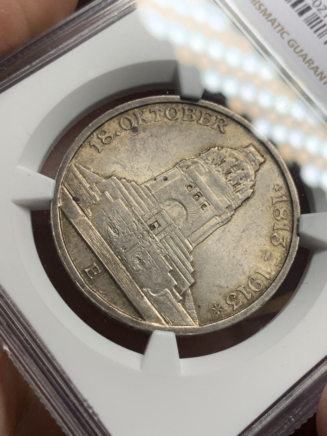 《竞宝斋》第113场-周日，周一 ，2场连拍（全场包邮） NGC-MS62 德国萨克森1913年 建功碑3马克 银币 原光带彩