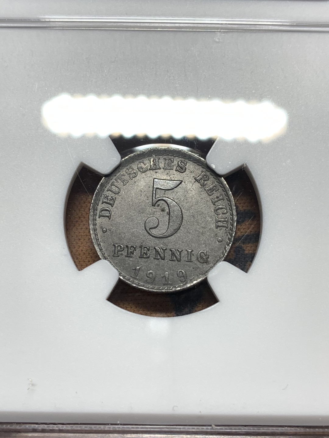 《竞宝斋》第113场-周日，周一 ，2场连拍（全场包邮） NGC-MS62冠军分 德国德意志第二帝国1919年5芬尼铁币 配套必备 铁币好品少