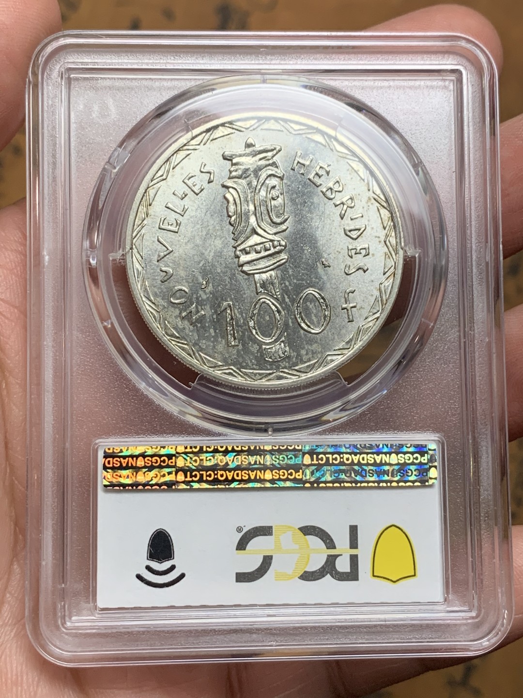 《竞宝斋》第113场-周日，周一 ，2场连拍（全场包邮） PCGS MS63 法属新赫布底里1966年100法郎银币