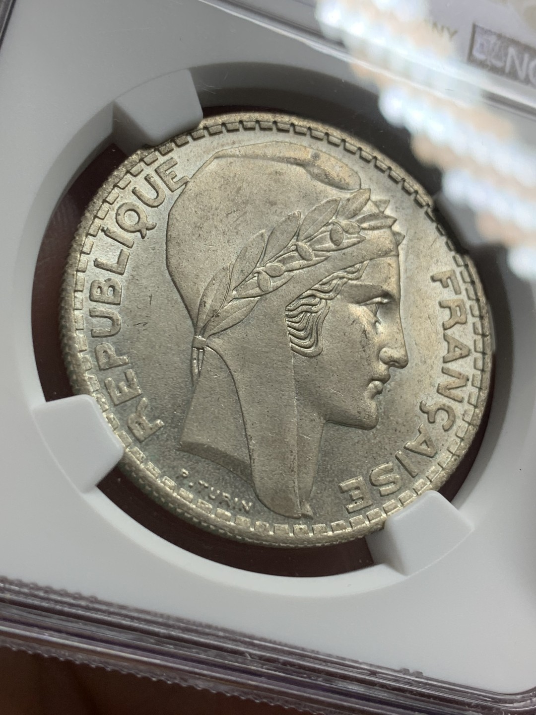 《竞宝斋》第113场-周日，周一 ，2场连拍（全场包邮） NGC-MS64 法国1934年 谷物女神20法郎 大银币 粉光顶级状态 非常难得