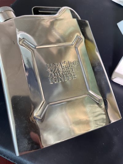 CSIS-GREAT评级精品钱币拍卖第一百六十八期  - 燃点18盎司 不锈钢酒壶 品如图