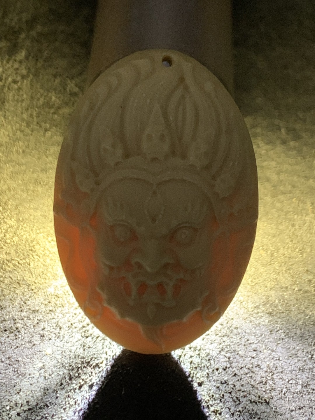 精美高玉化金膏玉大黑天牌子一个，