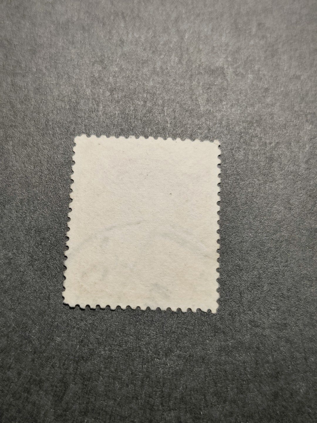 洪涛臻品 精选邮票限时拍卖第七十六期 大清蟠龙 1分 无薄无裂无折 票艳背白 难得优异品质！