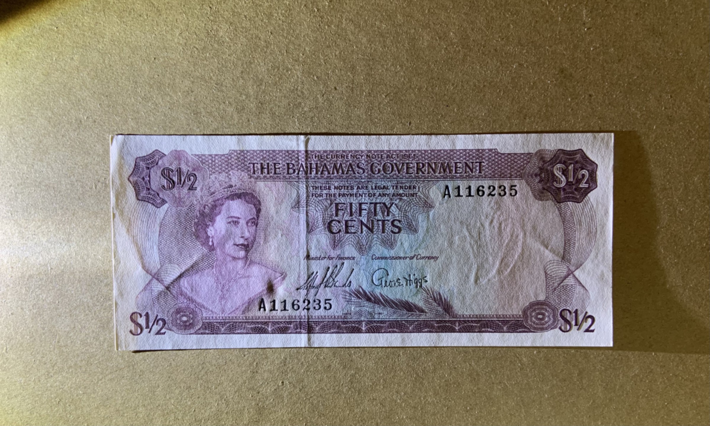 收藏联盟Quantum Auction 第206期拍卖 巴哈马1965年0.5元 品相UNC- 首发年份A冠