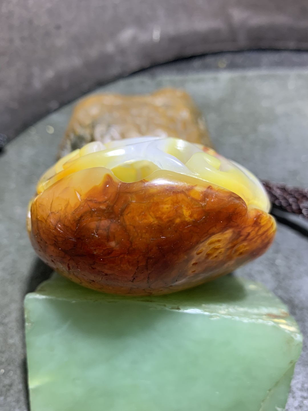 重器天然马达加斯加原皮玛瑙镂空雕刻招财貔貅把件一个，