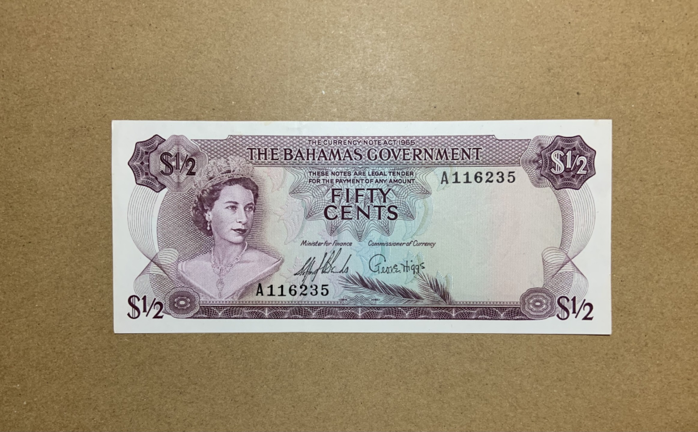 收藏联盟Quantum Auction 第206期拍卖 巴哈马1965年0.5元 品相UNC- 首发年份A冠