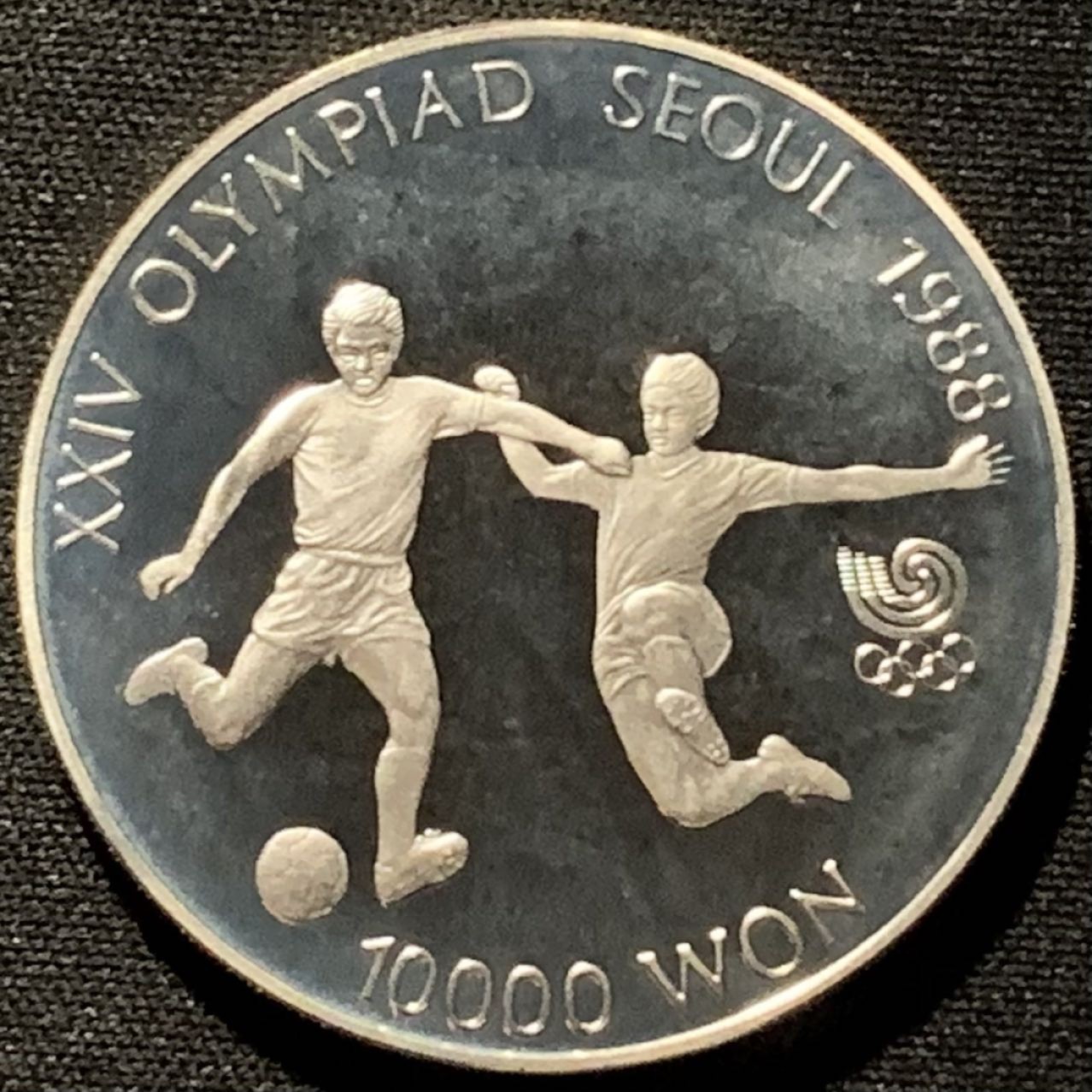紫瑗钱币——第227期拍卖 韩国 1988年 汉城奥运会 足球 10000韩元 33.62克 0.925银 精制