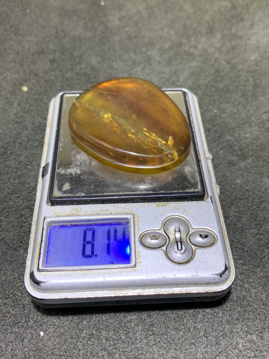 精美天然缅甸金棕红棕双色琥珀随形大吊坠一个