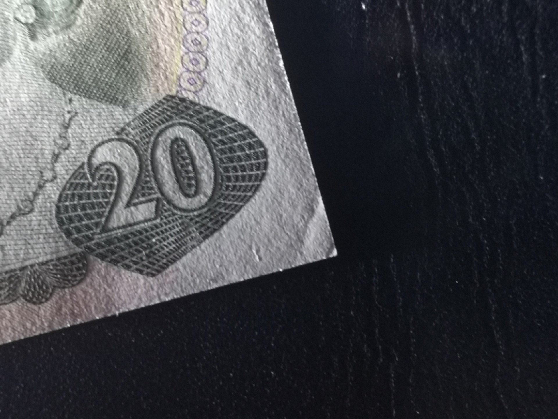 《外钞收藏家》第二百一十五期 1979年加拿大20元 近全新 角不好 如图 有潮癍