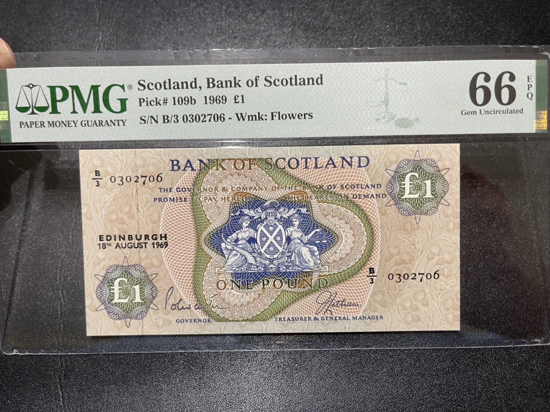 《外钞收藏家》第二百一十六期 1969年苏格兰1镑 PMG66