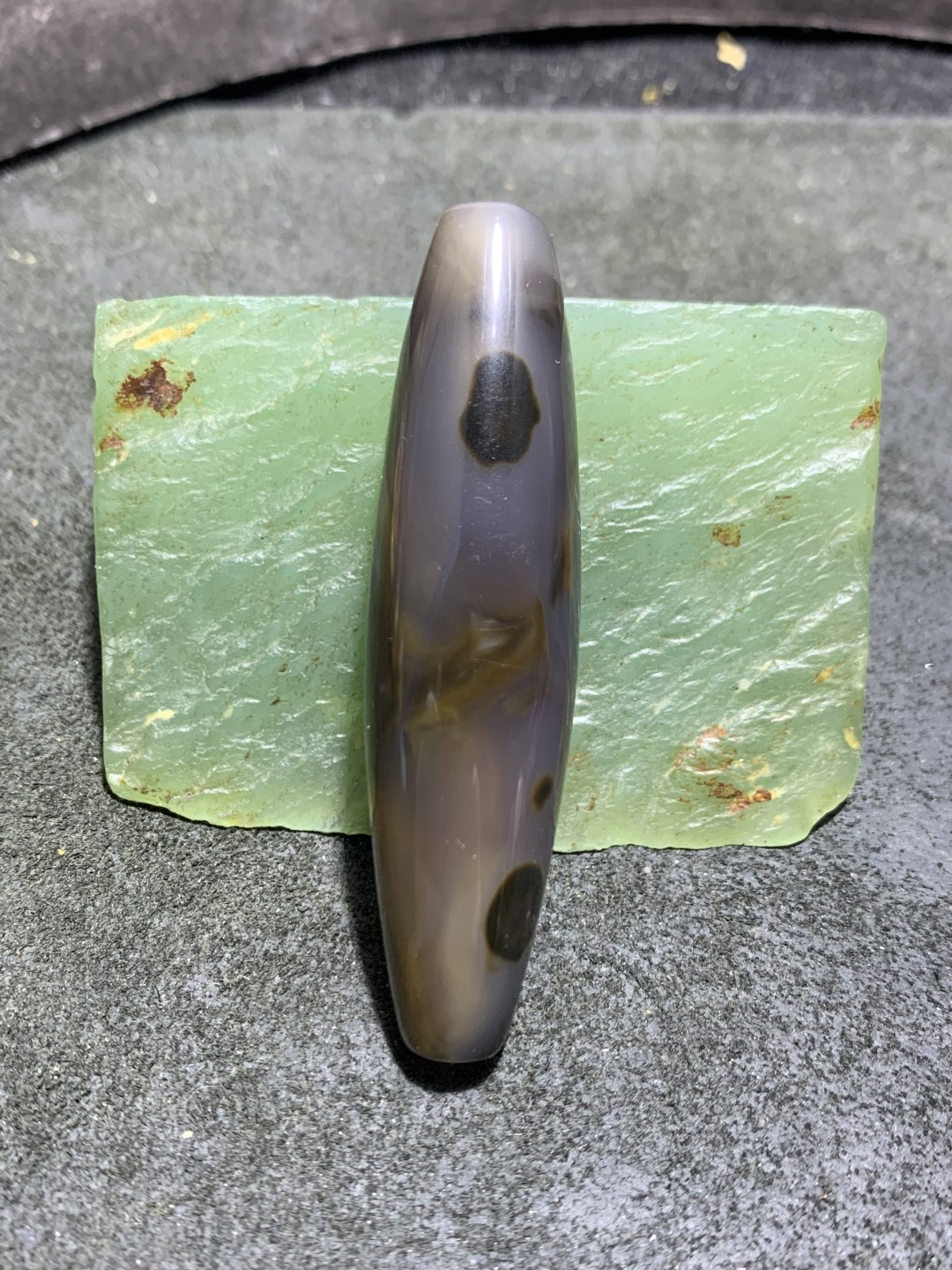 精美高玉化天珠型巴西玛瑙天眼大桶珠一个，
