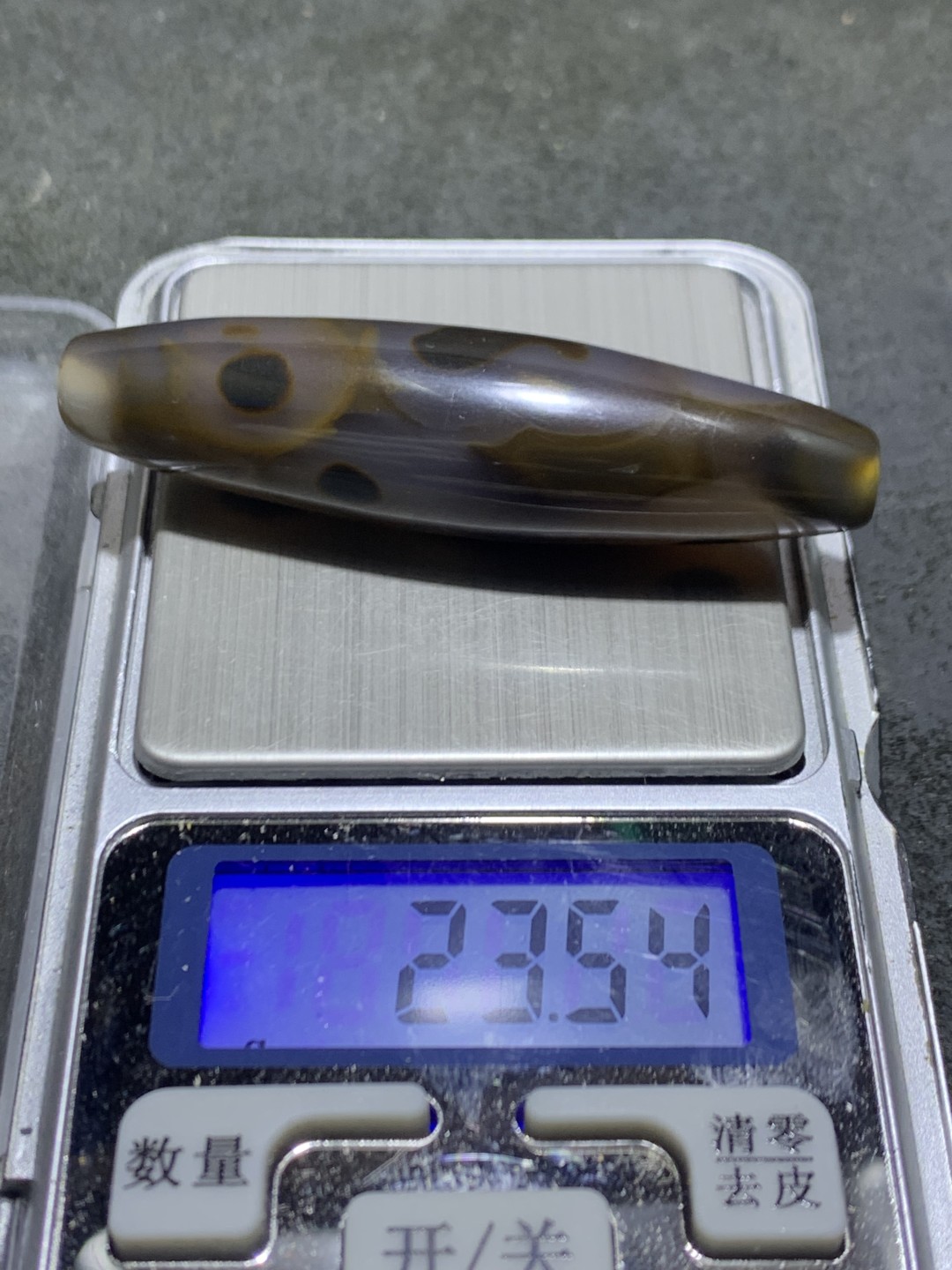 精美高玉化天珠型巴西玛瑙天眼大桶珠一个，
