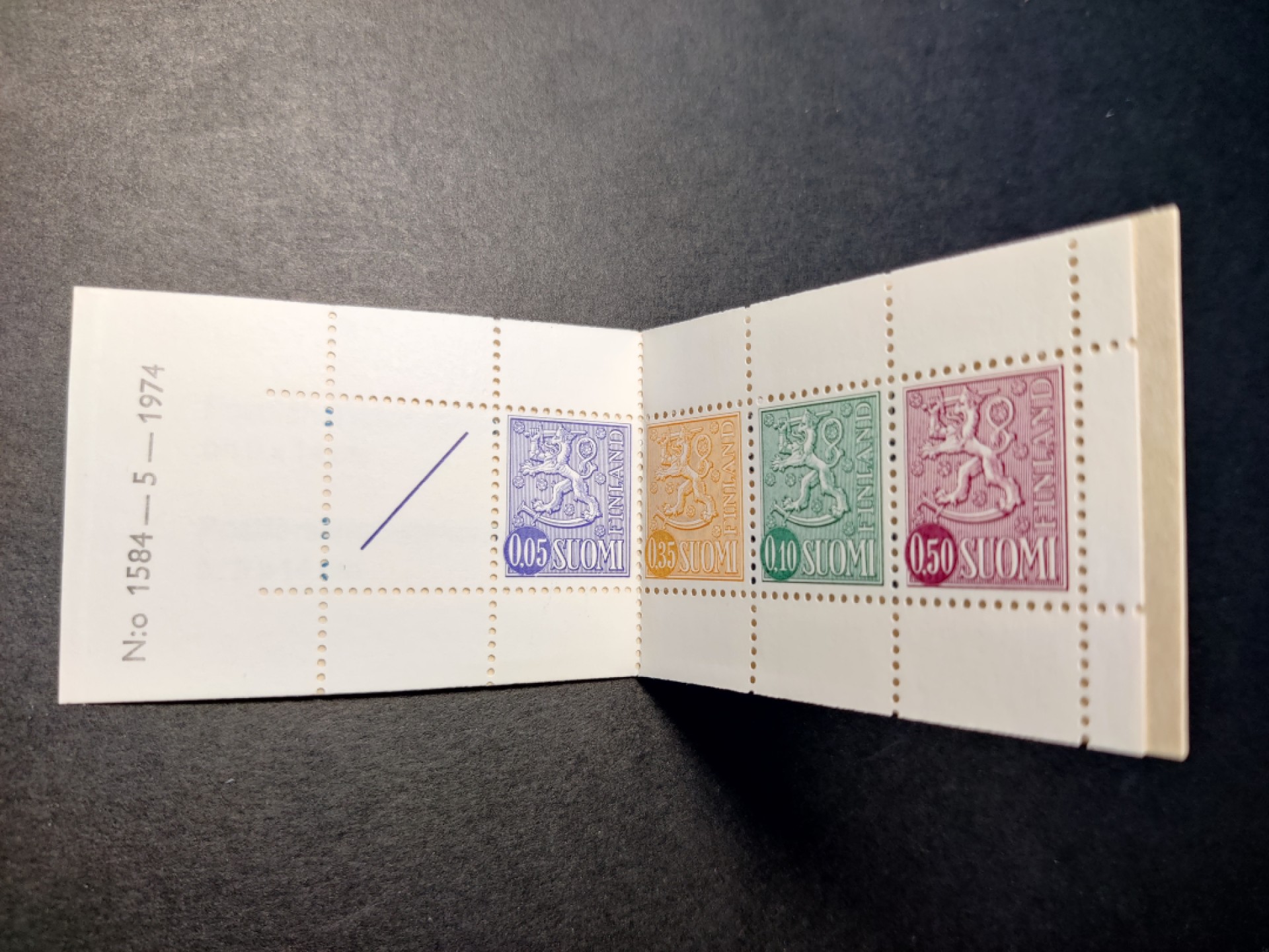 洪涛臻品 精选邮票限时拍卖第七十八期 资深玩家才见过的 1974-5芬兰较早期小本票 四枚新票齐全