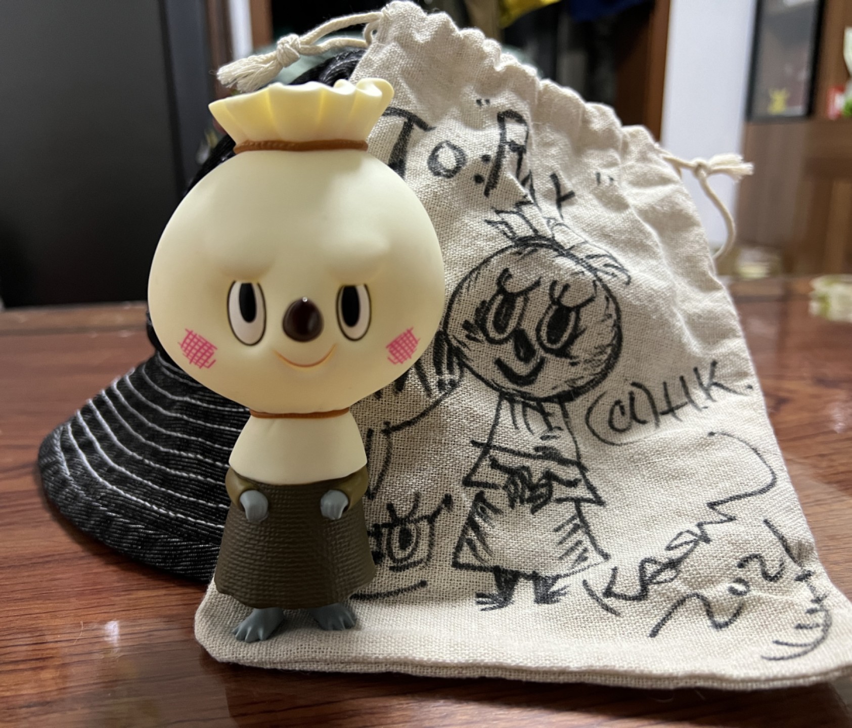 零元拍 ：龙家升老师亲笔签名签绘LABUBU， 原色Spooky