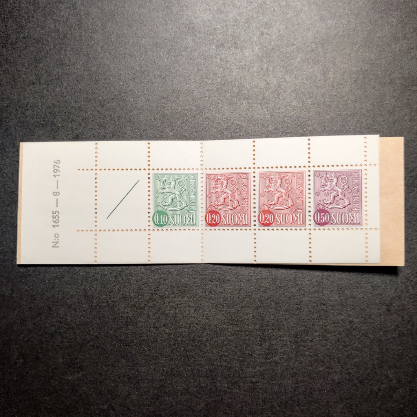 洪涛臻品 精选邮票限时拍卖第八十期 资深玩家才见过的 1976-8芬兰较早期小本票 四枚新票齐全