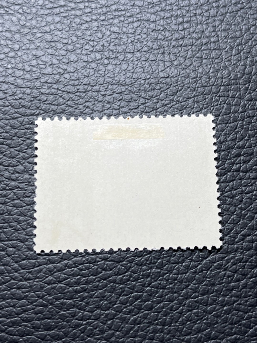洪涛臻品 精选邮票限时拍卖第八十期 特51古巴盖盖销  3-2一枚原胶上品，贴痕，老纪特高价稀缺票，硬通货。某网中品水洗票日常成交价也要五百一套，注意捡漏