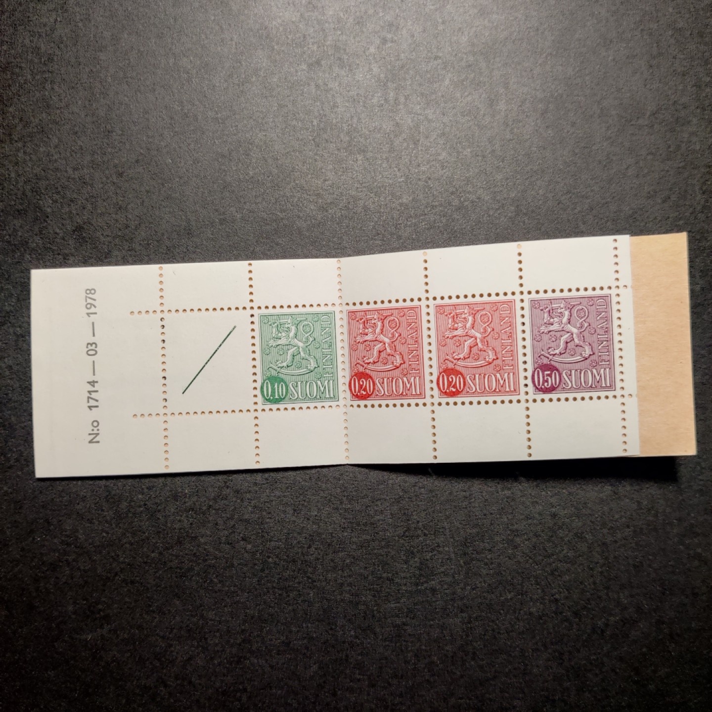 洪涛臻品 精选邮票限时拍卖第八十期 资深玩家才见过的 1978-3-14芬兰较早期小本票 四枚新票齐全